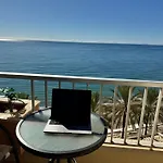 Appartamento Neptuno Beachfront *