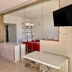 Neptuno Beachfront Appartamento *