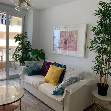 Neptuno & Diana Beachfront Central Suites Marbella