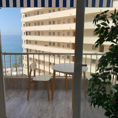 Neptuno Beachfront Apartment *
