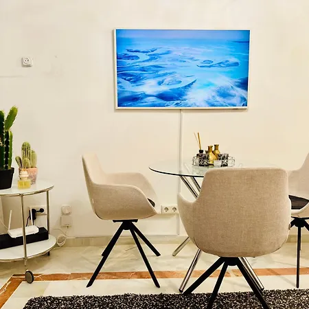 Neptuno & Diana Beachfront Central Suites Lejlighed *