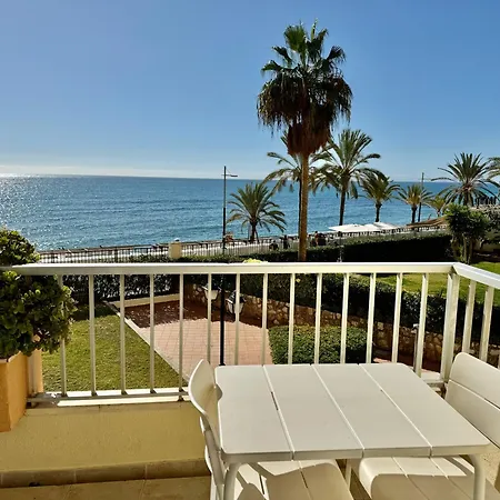 Neptuno & Diana Beachfront Central Suites Lejlighed Marbella