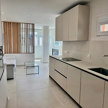 Neptuno & Diana Beachfront Central Suites Lejlighed *
