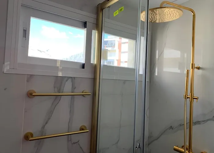 Neptuno Beachfront Appartement Marbella
