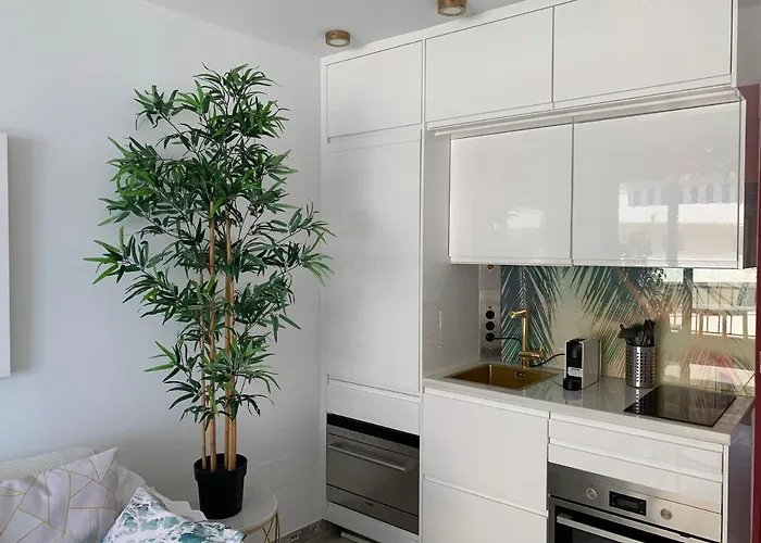 Neptuno Beachfront * Marbella