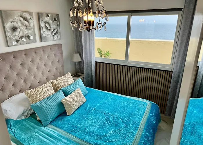 Neptuno Beachfront Appartement *