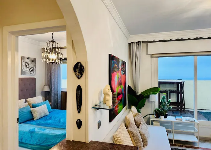 Neptuno Beachfront * Marbella