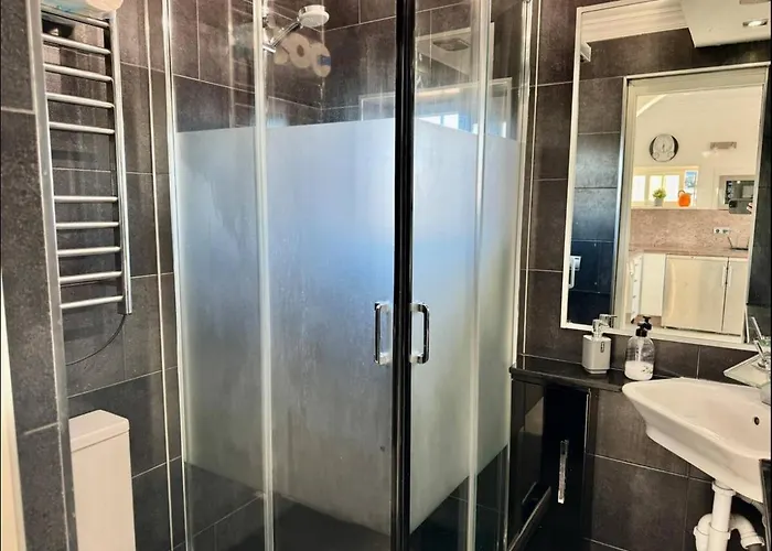 Neptuno Beachfront Appartement Marbella