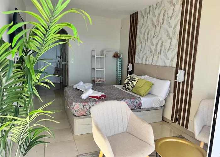 Neptuno Beachfront *