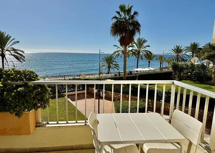 Neptuno Beachfront דירה מארבלה
