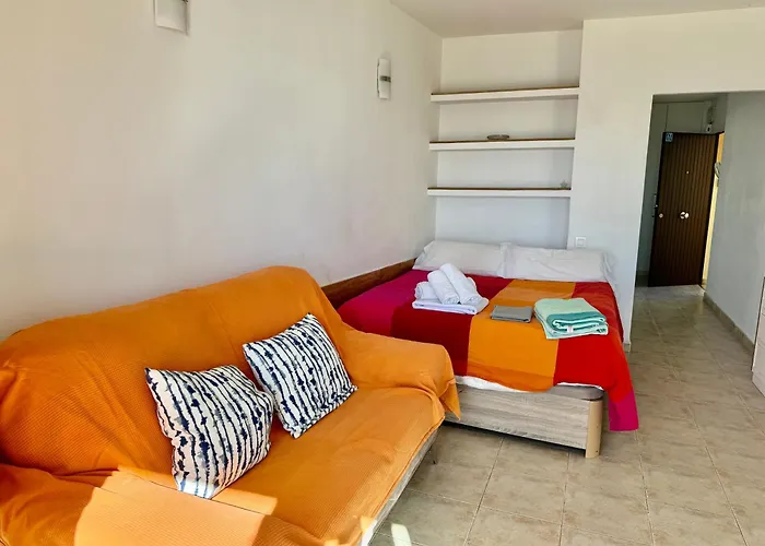 Neptuno Beachfront דירה *