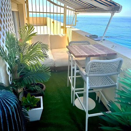 Appartement Neptuno Beachfront *