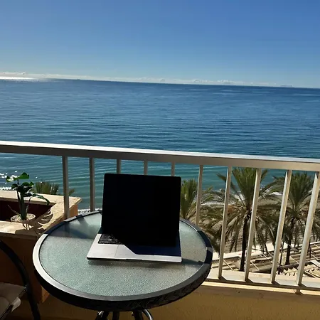 Appartement Neptuno Beachfront *