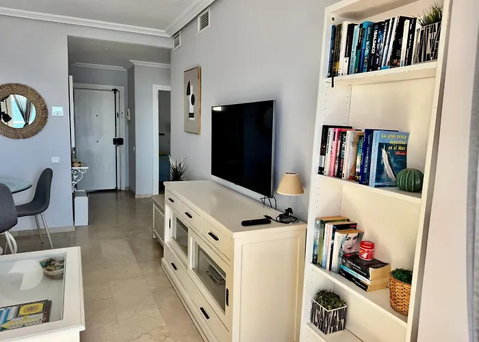Апартаменты Neptuno Beachfront *