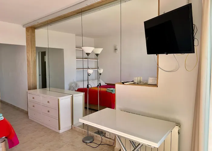 Neptuno Beachfront Апартаменты *